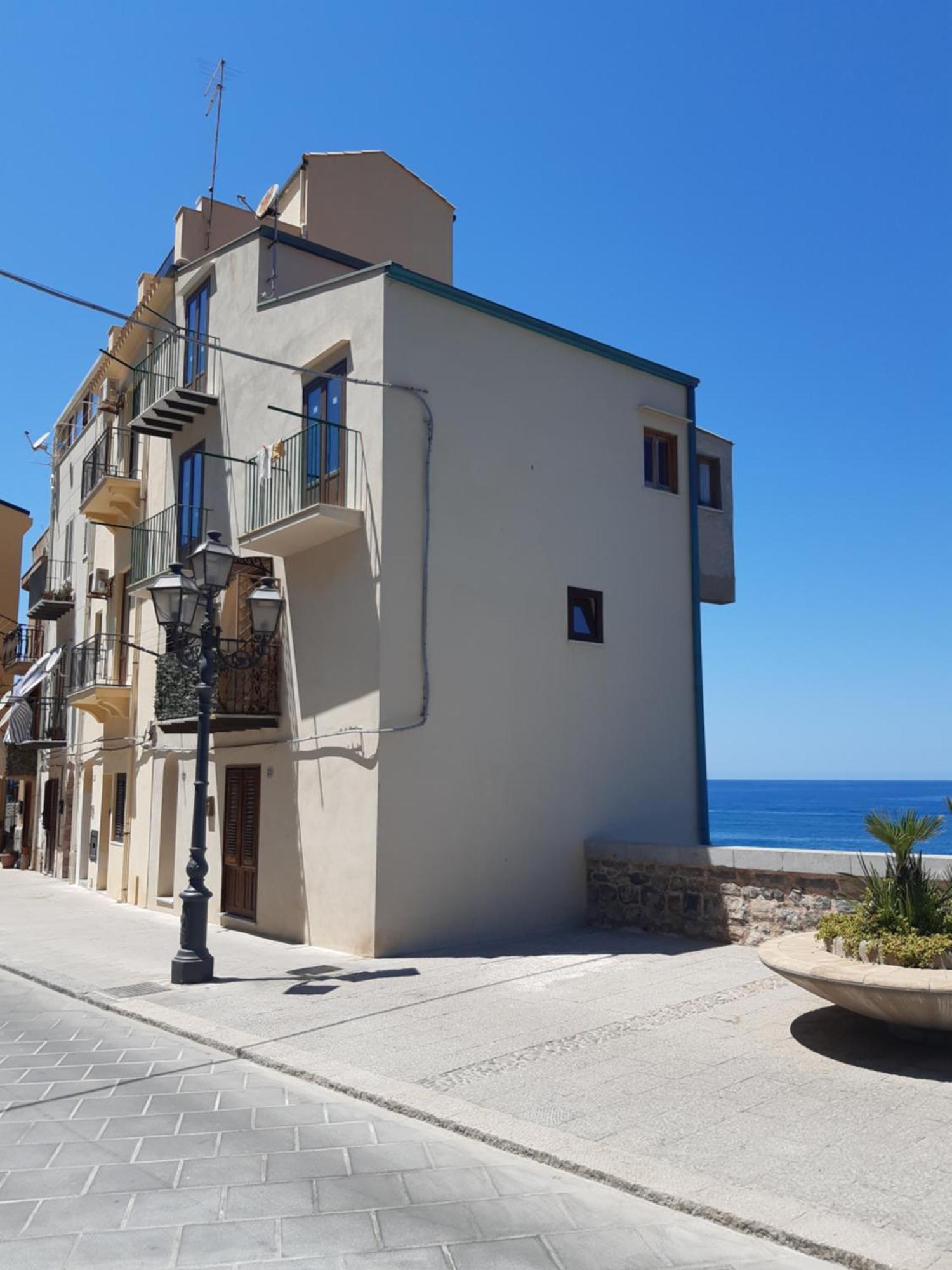 Franco'S Suite Cefalu Luaran gambar